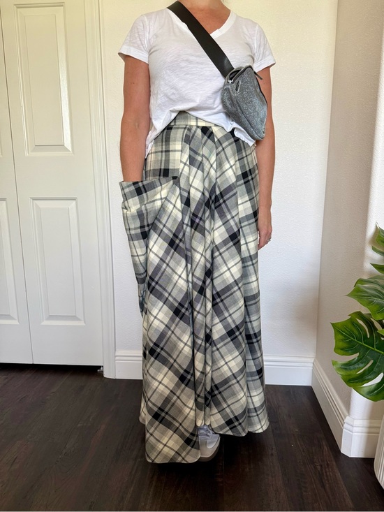 gr. dano Dresses & Skirts - Plaid Maxi Skirt Asymmetrical Punk Preppy CBK Cool Girl Size 4